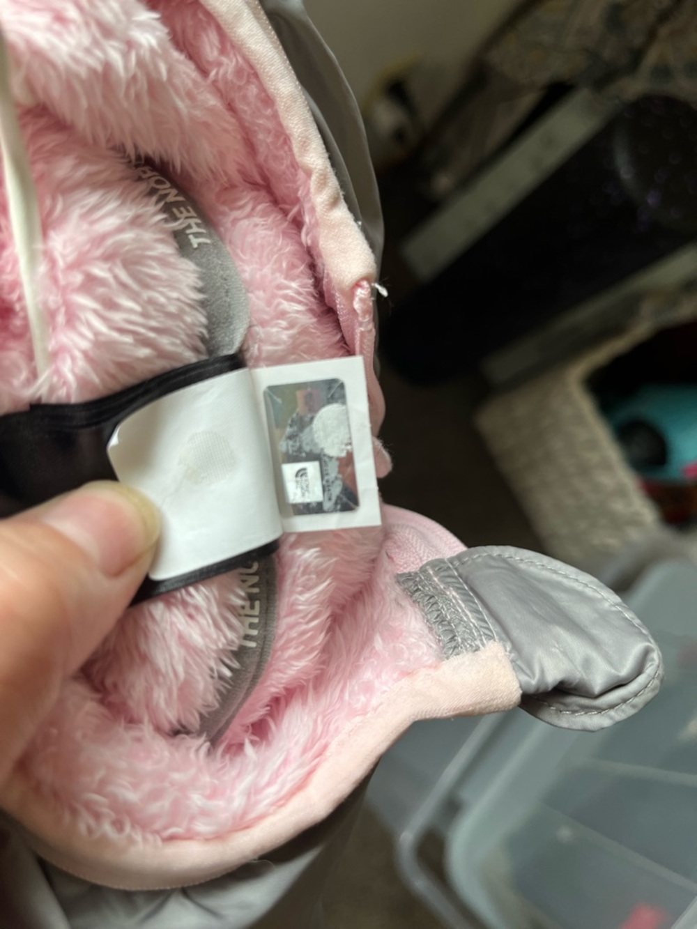 2T The North Face Pink and Gray Plush Fleece Pullover pocket hood - Picture 5 of 6